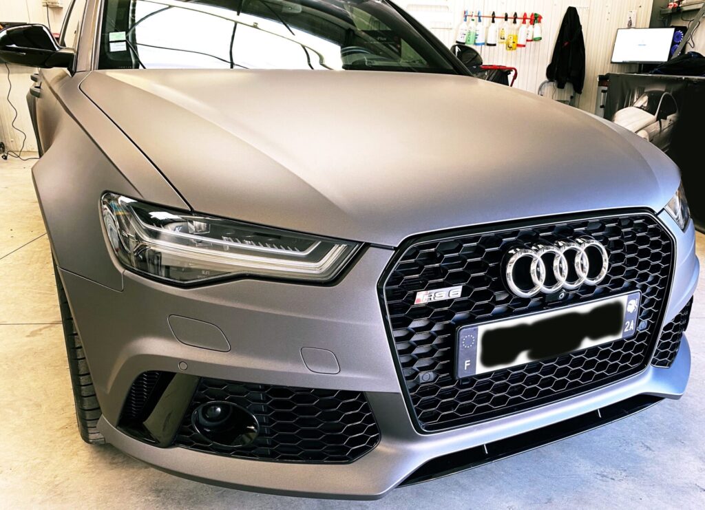 Audi RS6 Gris Gunmetal Avery Dennison - Détail du covering sur le véhicule complet